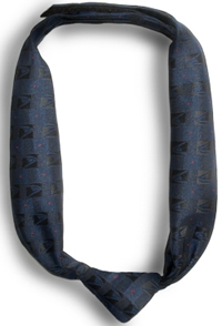 Knotted loop tie, 24" long with velcro closure.